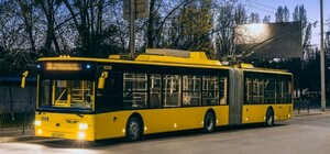 Пересадка не нужна: троллейбусы опять начали ездить по Шулявскому мосту