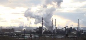 «Выбивали двери на проходной»: в Харькове на Коксохим приезжали полиция и исполнительная служба