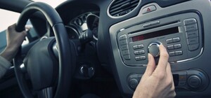 Никакого шансона: в Запорожье запретят музыку в маршрутках и такси