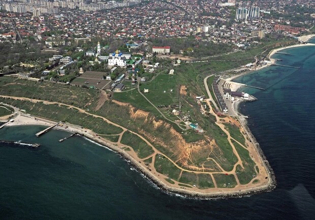 Захватывающий пейзаж: все, что вы не знали про единственный мыс в Одессе 
