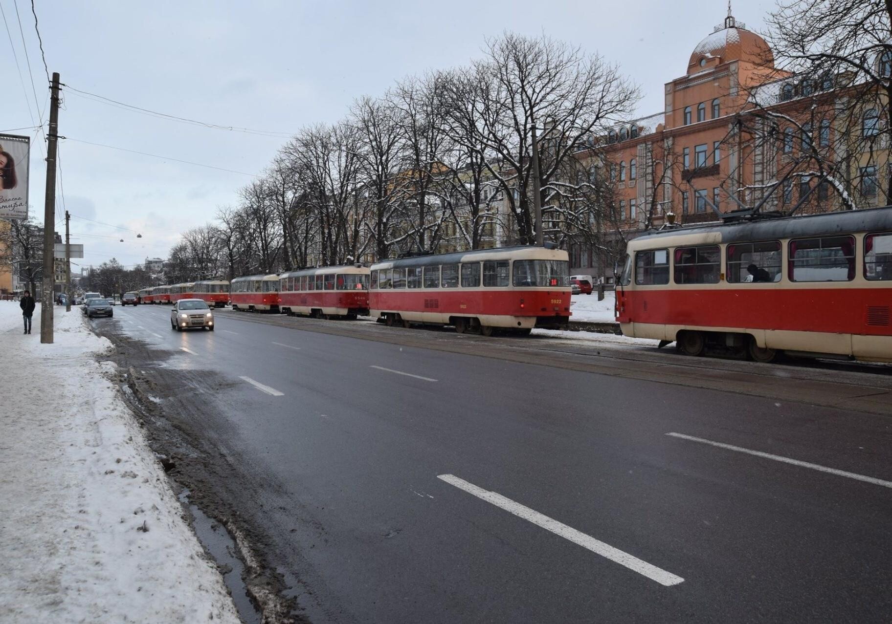 Почему в Киеве задерживается график движения трамваев. Фото: thekiev.city.