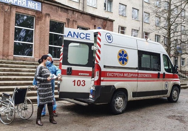 В Черновцах произошел взрыв в Covid-больнице. Фото: Черновицкая ОГА