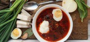 25 рецептов: Минкульт устраивает мастер-класс по приготовлению борща
