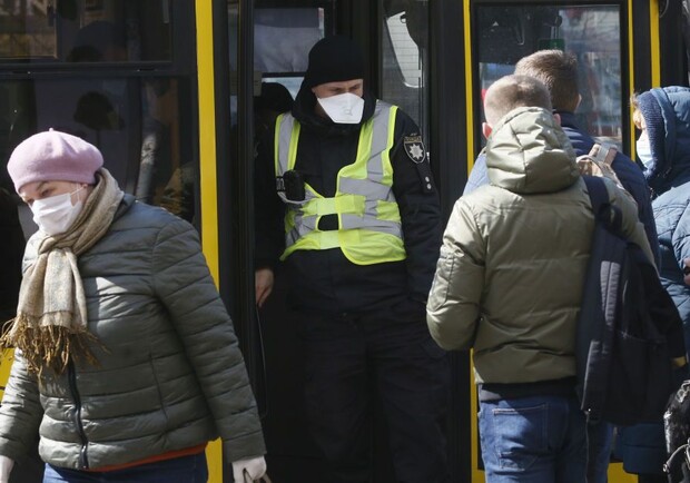 Заместитель мер рассказал, как будут контролировать выполнение карантинных правил в Киеве. Фото: ТСН.
