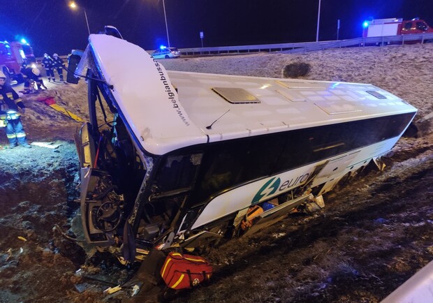 В Польше разбился автобус с украинцами - Фото: @PogotowieRatunkowewPrzemyslu