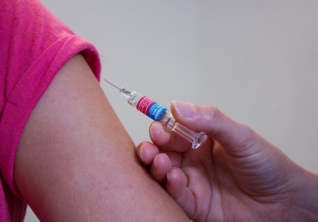 Готовься: в Киеве стартовал второй этап вакцинации от коронавируса. Фото: pixabay.