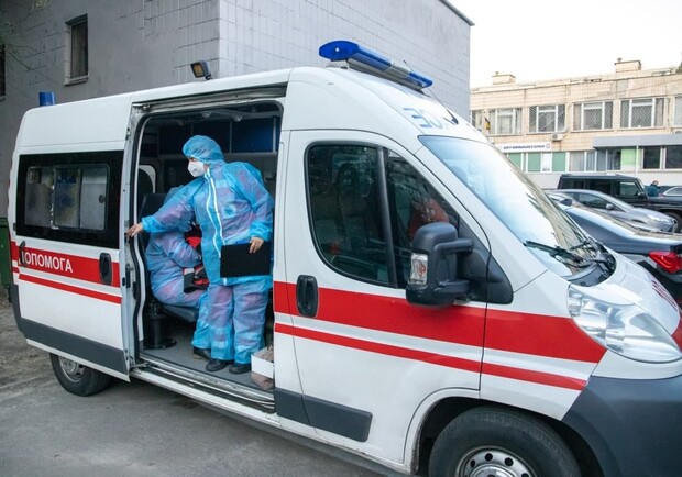 Больница "Укрзализныци" отказывается принимать пациентов с коронавирусом. Фото: Николай Поворозник.