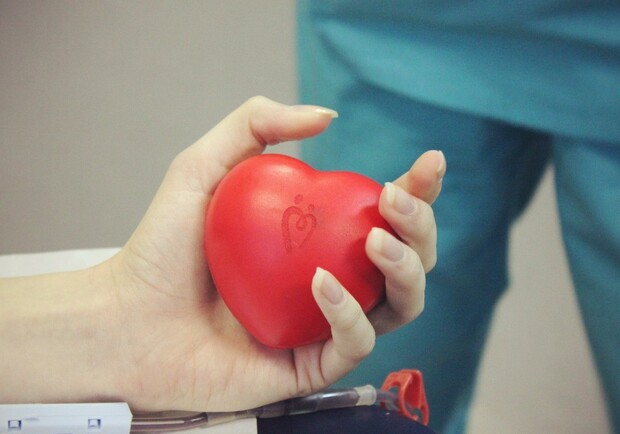 В Киеве доноров крови будут бесплатно подвозить в пункты сдачи. Фото: Фонд доноров.