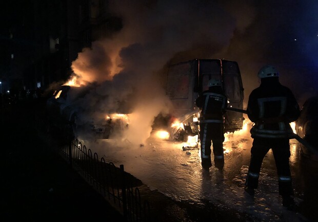 Пожар в Петропавловской Борщаговке. Фото: ГСЧС Киевской области