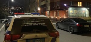 На Отрадном пенсионер стрелял из окна: в его квартире нашли арсенал оружия