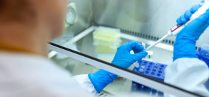 На Оболони в многоэтажке хотят открыть медлабораторию, но местные жители против