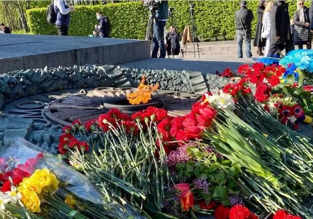 Как прошел День победы над нацизмом во Второй мировой войне в Киеве. Фото: Сегодня