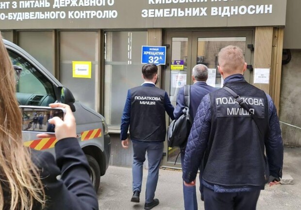 В прокуратуре Киева назвали причину обысков на коммунальных предприятиях. Фото: Киевская прокуратура