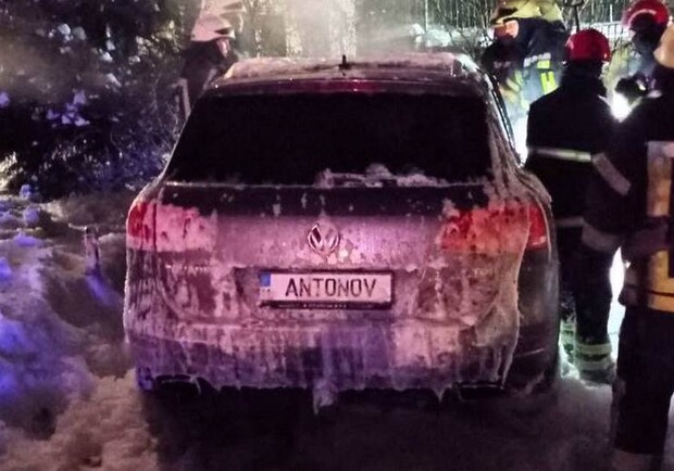 Попался: полиция нашла подозреваемого в поджоге машины журналиста Антонова - фото