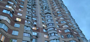 Загадочная трагедия: на Позняках погиб неизвестный мужчина