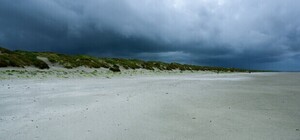 Здесь даже солнца не видно: погода в Запорожье и на курортах Азовского моря