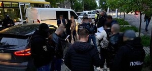 100 долларов за час: в Одессе полицейские организовали центр вызова проституток