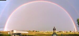 Полюбуйся: в Одессе наблюдали двойную радугу