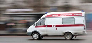 Приняли за мертвого: в Днепре посреди дороги лежал мужчина