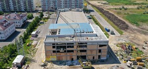 Поплаваем: в Слобожанском строят современный бассейн