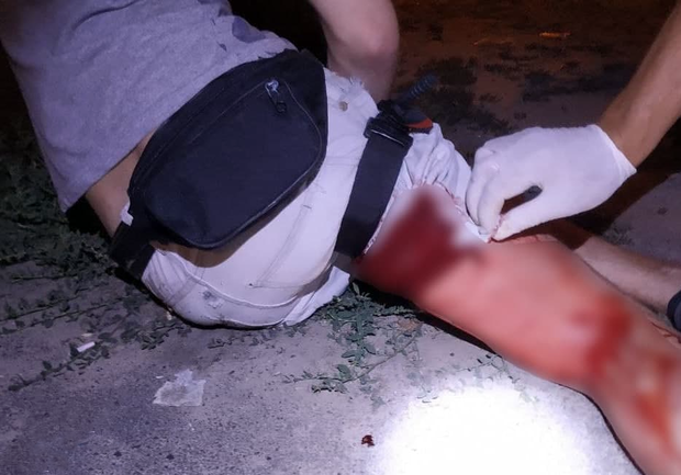 В Киеве ночью с ножом напали на человека. Фото: Патрульная полиция Киева