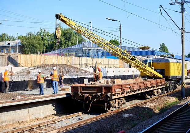 В августе собираются открыть обновленную Ж/Д-станцию "Святошин". Фото: Facebook Ивана Юрика