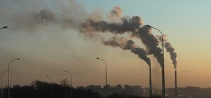 Глубоко не вдыхаем: в Запорожье воздух загрязнен формальдегидом и пылью