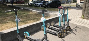 Уже пытались украсть: в Полтаве запустили прокат электросамокатов