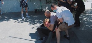 В Одессе избили общественников: они собирали подписи против 