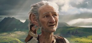 Впечатлишься: в Голосеевском парке пройдет выставка с говорящими великанами