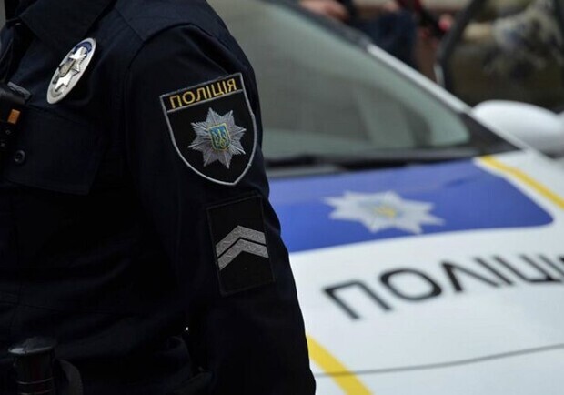 Полиция накажет главу ОСББ, который напал на юного жителя дома . Фото: Полиция Киева