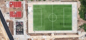 С футбольным полем: на Хортице открыли новую спортивную площадку