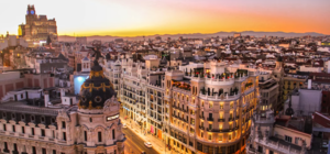 Собирай чемодан: еще один лоукостер запустит рейсы из Киева в Мадрид