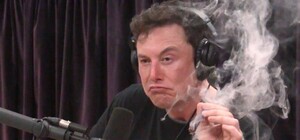 Есть на что посмотреть: в Одессе заметили яркую Ferrari за восемь миллионов