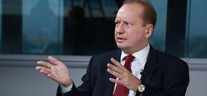 Упал: на Осокорках нашли мертвым посла Украины Виктора Крижановского