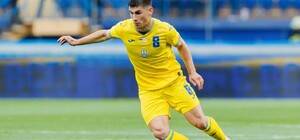 Согласился встретиться с Петраковым: Руслан Малиновский может вернуться в сборную Украины