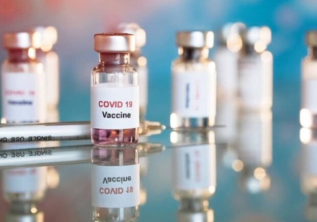 В Украине испытают две новые вакцины Sanofi от Covid-19. Фото: glavcom.ua