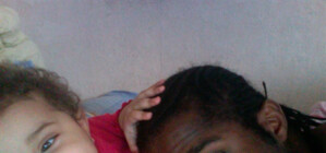 Скандал! Майкл Алозие выставил жену за дверь и отобрал у нее ребенка?