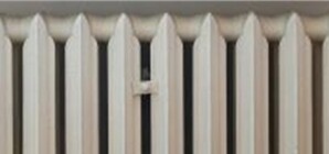 Киевским детям предложили согреться своим дыханием