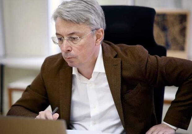 Глава Минкульта Александр Ткаченко подал в отставку. Фото: life.pravda.com.ua
