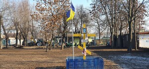 Парк у Дарницкого вокзала очистили от торговцев и благоустроили