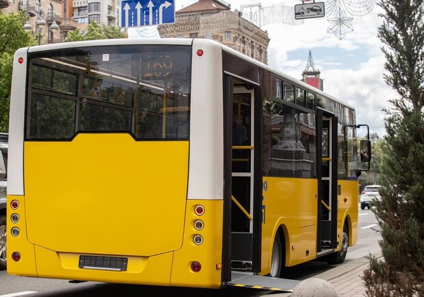 В Киеве общественному транспорту запретили ездить зимой без отопления. 