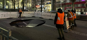 На бульваре Шевченко вчера провалился асфальт: яму уже залатали