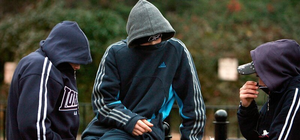 На Борщаговке орудует банда подростков-грабителей: что говорят в полиции