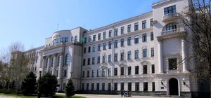 Экс-главу облсовета подозревают в злоупотреблении властью и угрозе убийства