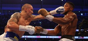 Бой Александра Усика против Энтони Джошуа стал главным событием 2021 года в боксе