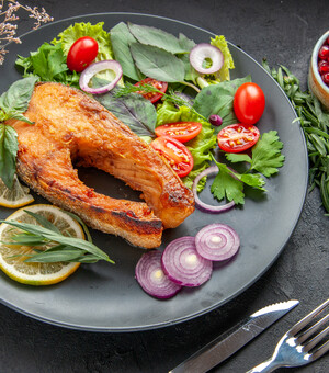 Нори шаурма, устрицы и черноморская ушка: какие рыбные рестораны есть в Запорожье