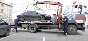 Получи ответ: как в Днепре вызвать муниципальный эвакуатор