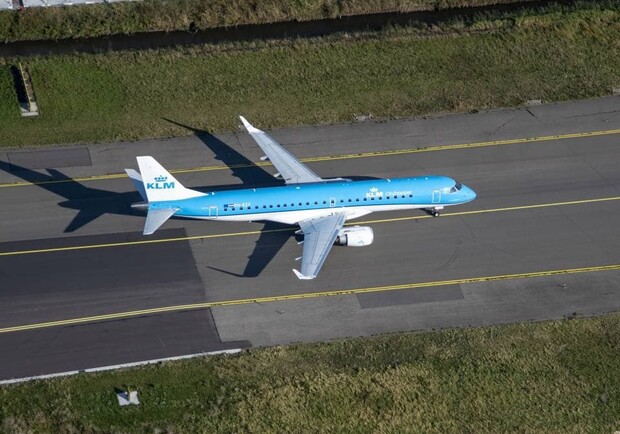 Нидерландская авиакомпания KLM прекращает полеты в Киев. 