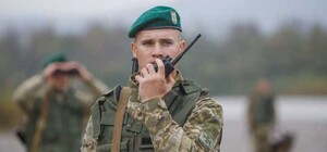 Пробка из фур: пограничники рассказали, что происходит на границе Харьковской области и России